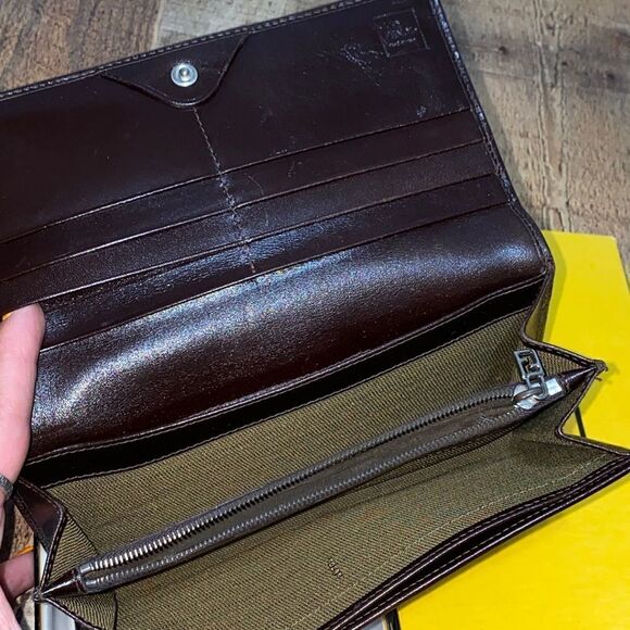 FENDI Zucca Continental Wallet in Tobacco authentic in box - Picture 12 of 16